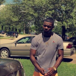 Meet your Posher, Avery